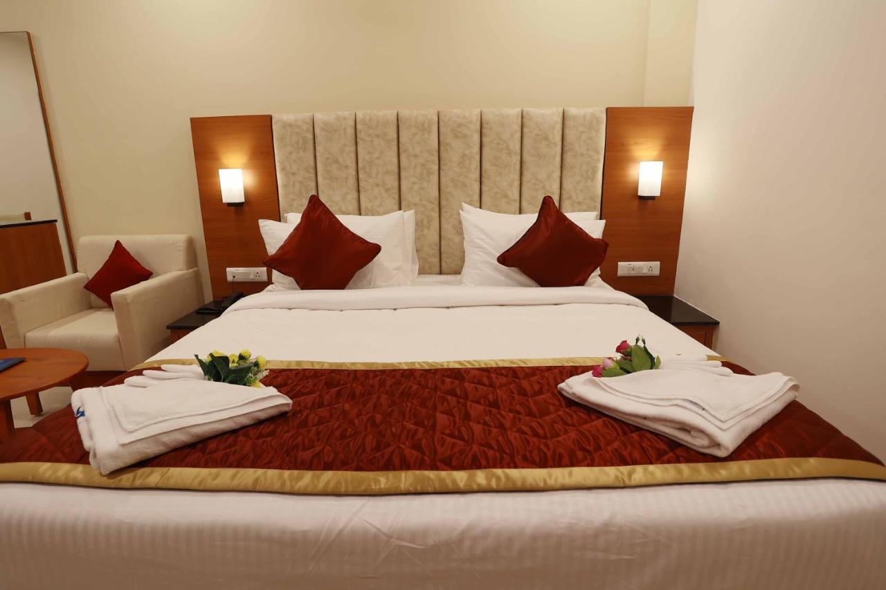 Hotel Bluemoon Tirunelveli Exterior foto